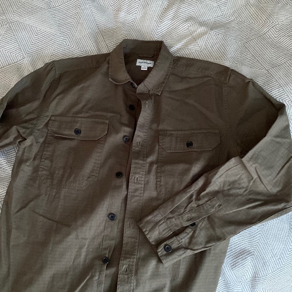 Frank & Oak “Ripstop” utility shirt in khaki green - Picture 2 of 4